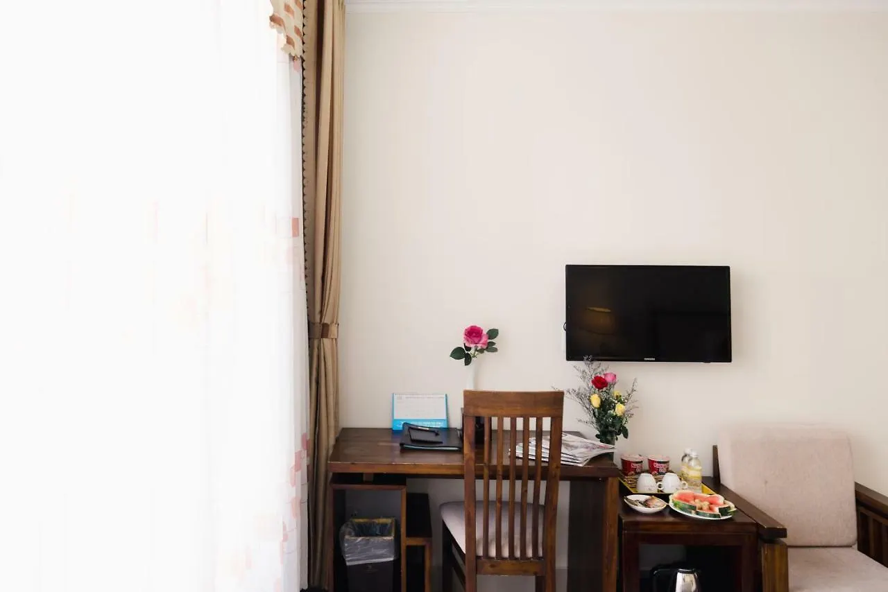 Truong Son Tung 2 Hotel Danang 3*,  Vietnam