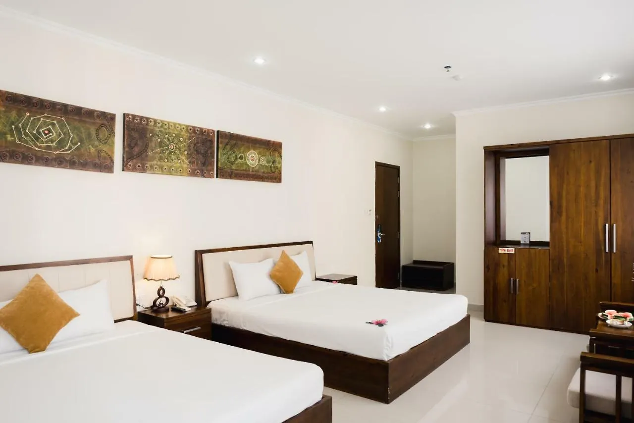 Truong Son Tung 2 Hotel Danang 3*,  Vietnam