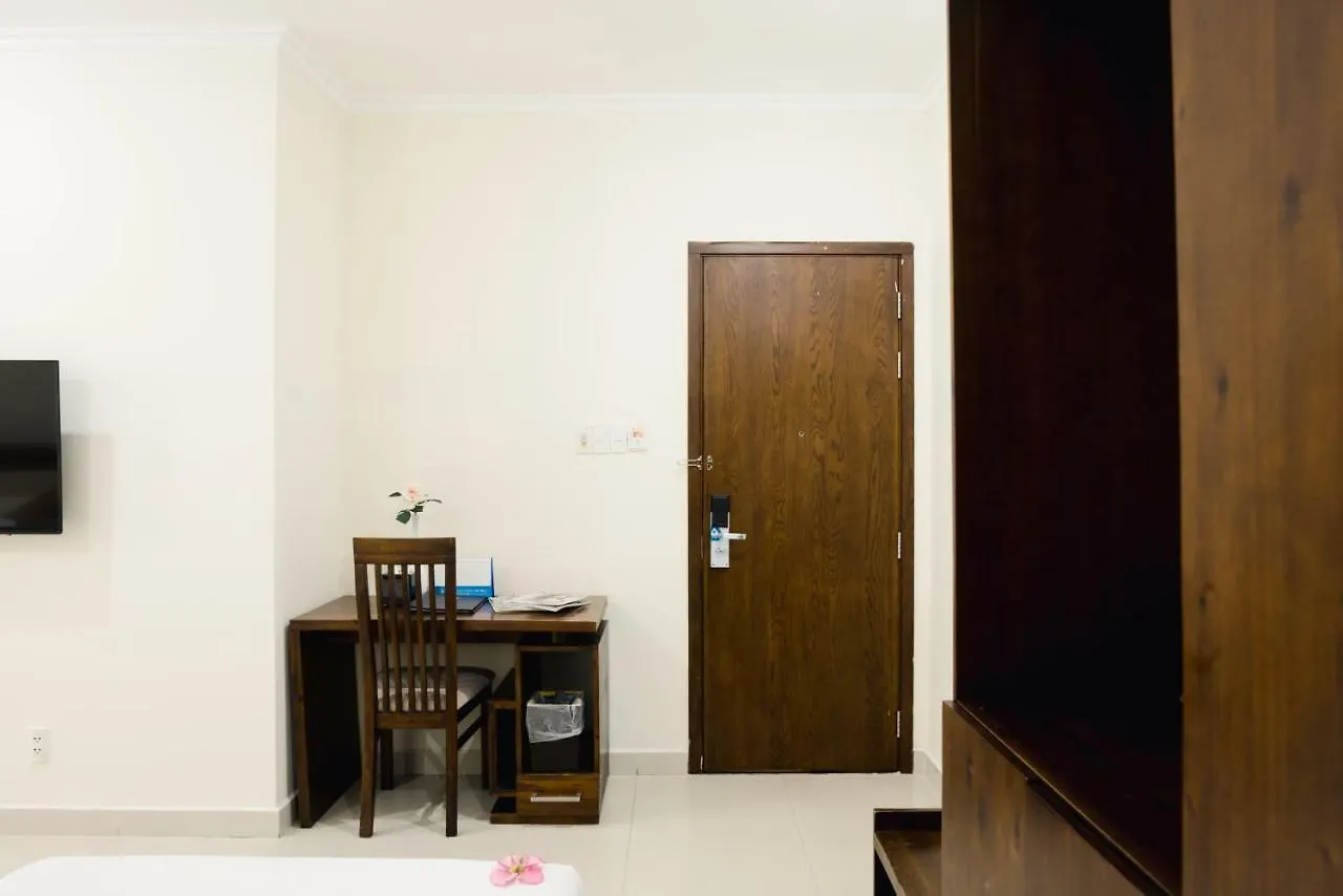 Truong Son Tung 2 Hotel Danang 3*,  Vietnam